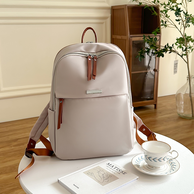 Mochila de nailon resistente a - Women Bags Zara reseña y precio