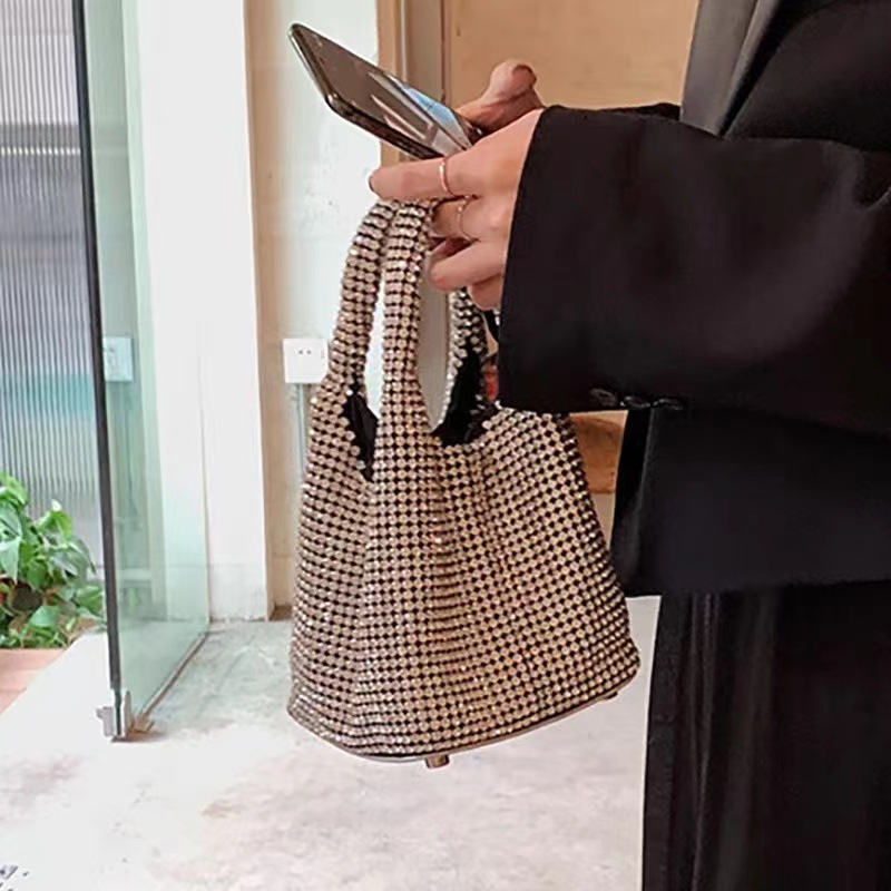 Bolso de noche con forma de cu - Women'S Bags New Collection reseña y precio