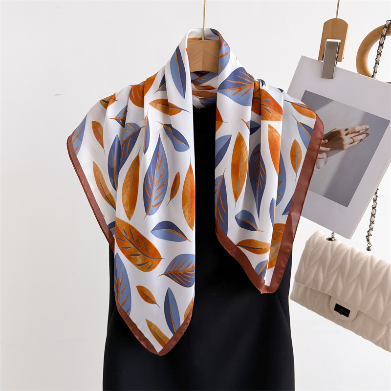 Bufandas cuadradas con estampa - Women Bags Luxury Brands reseña y precio